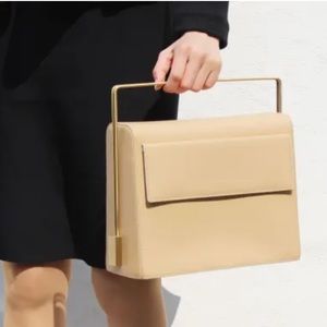 LAUTEM Temptation Handbag In Nude Color
